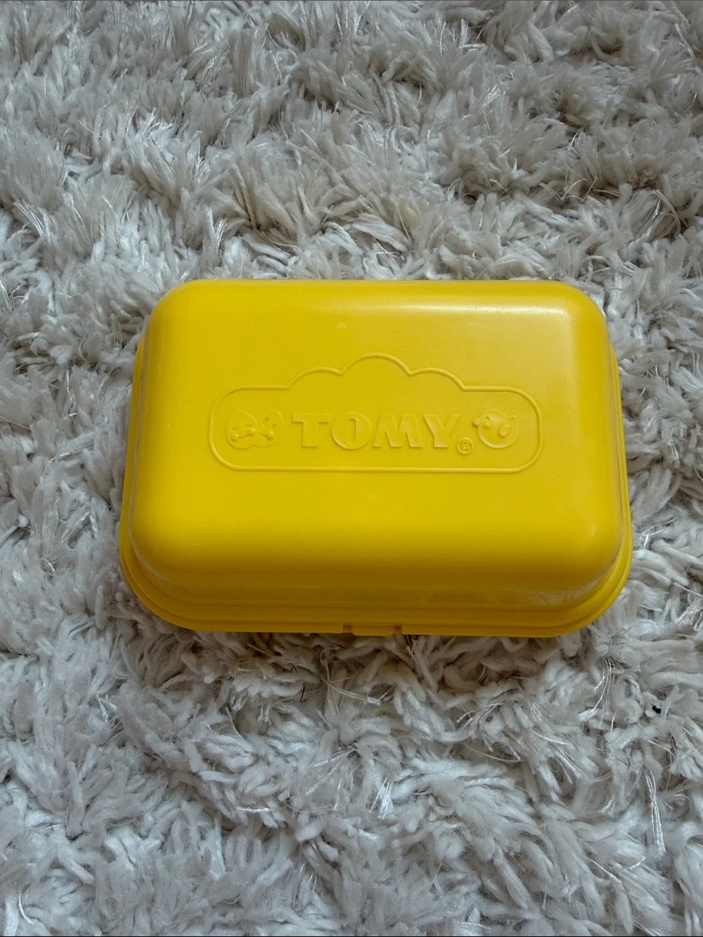 Vintage 1993 Tomy Hide and Squeak Eggs